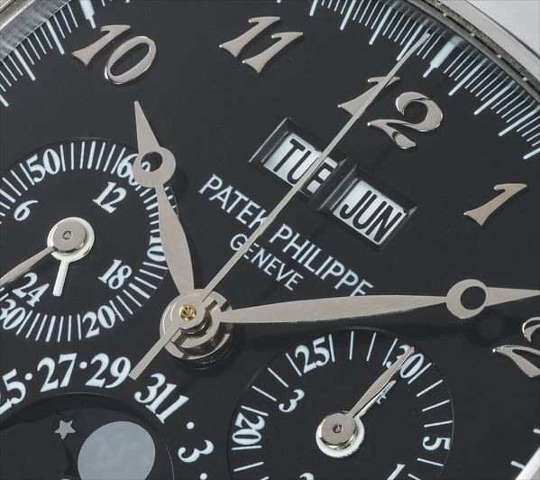 Patek Philippe’s TV-Shaped Ref. 5020 Is A Genuine ‘90s Deep-Cut