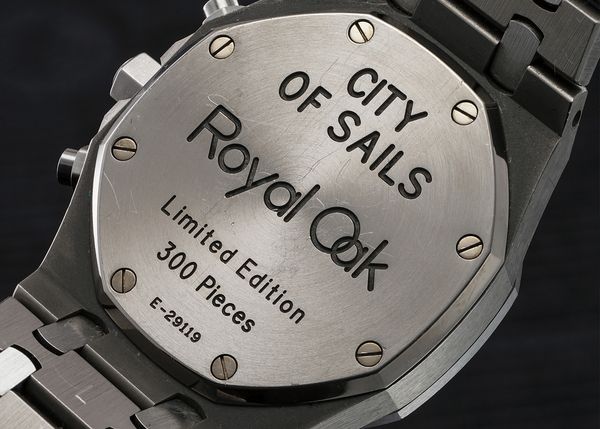 Understanding The Twin-Metal, Tone-On-Tone Royal Oak, The Ultimate In Stealth Wealth