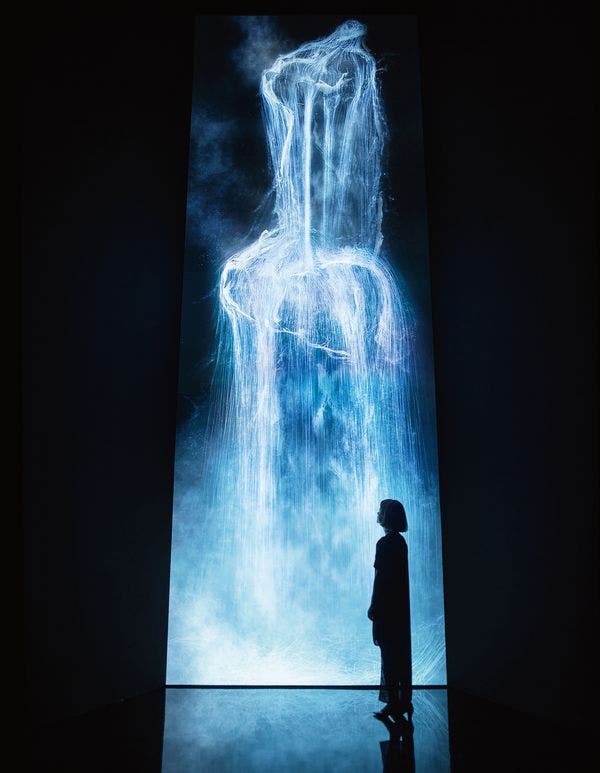 Transcending Nature: teamLab's 'Universe of Water Particles' 2013