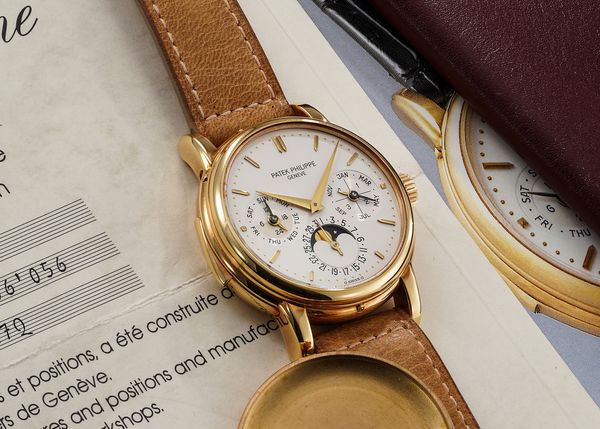Collector Comparison: The Patek Philippe Minute Repeater Perpetual Calendar Ref. 3974 vs Ref. 5074