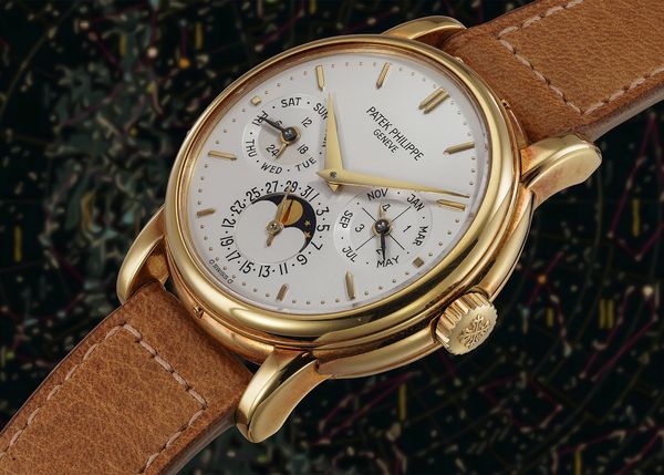 Collector Comparison: The Patek Philippe Minute Repeater Perpetual Calendar Ref. 3974 vs Ref. 5074