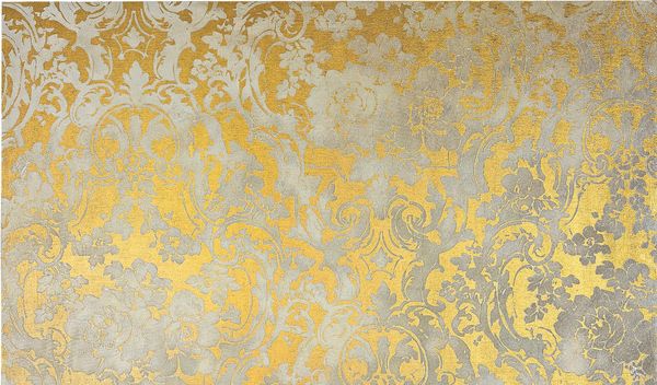 Grandeur in Gold: Stingel's Seductive Masterpiece