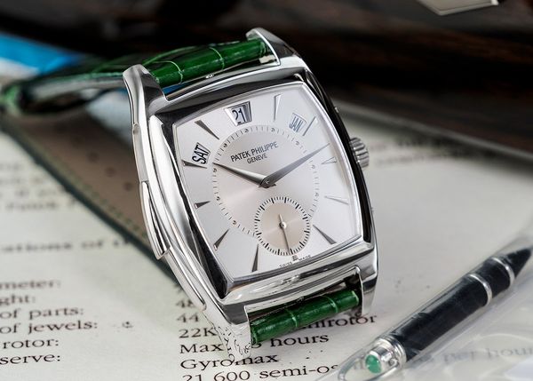 Perpetual Picks: The Patek Philippe Gondolo Ref. 5033P Is The Ultimate High-Low In Complicated Watchmaking