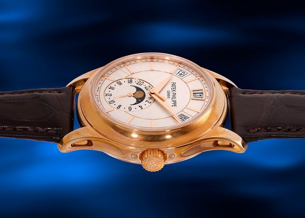 In Focus: The Patek Philippe Annual Calendar Moonphase Ref. 5205