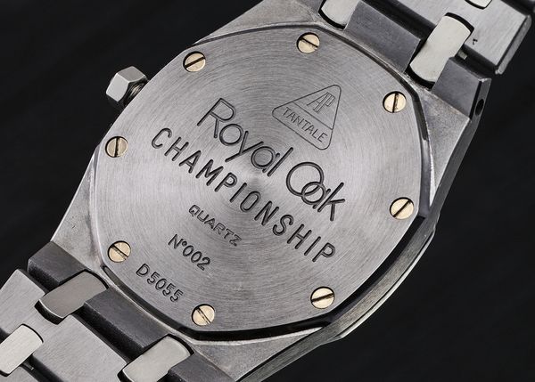 Understanding The Twin-Metal, Tone-On-Tone Royal Oak, The Ultimate In Stealth Wealth
