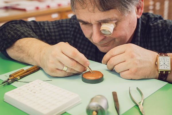Indie Insider: How Germany's Lang & Heyne Turned The Curve