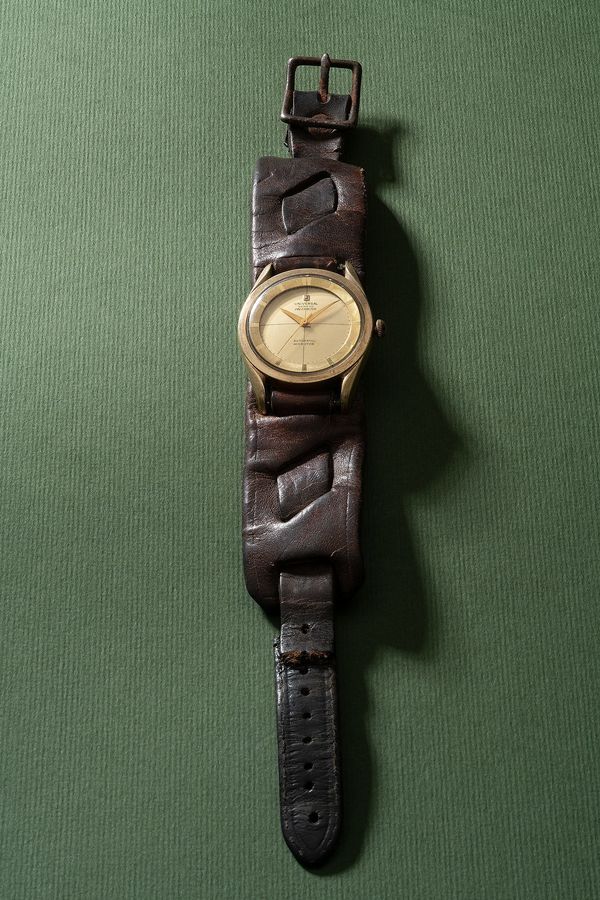 The Fine Print: A Guide to the Universal Genève Polerouter