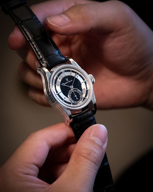 Up close and in the metal: Aaron Becsei's Pameus in platinum at Phillips Geneva's recent event.