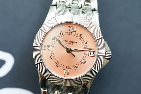 A Selection of Mesmerizing “Salmon” Dial Timepieces