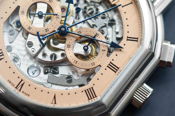 A Selection of Mesmerizing “Salmon” Dial Timepieces