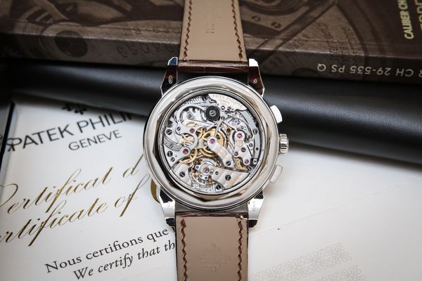 A Selection of Mesmerizing “Salmon” Dial Timepieces