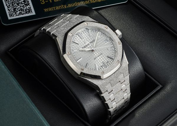 How Audemars Piguet And Jeweler Carolina Bucci Created A New Royal Oak Aesthetic