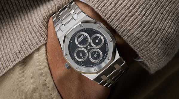 Understanding The Twin-Metal, Tone-On-Tone Royal Oak, The Ultimate In Stealth Wealth