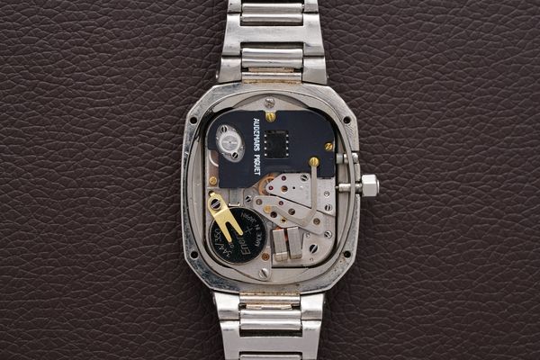 Two Very Different Watches, Powered by the Same (Quartz) Movement