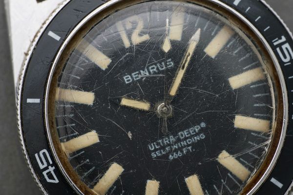 Made For The CIA: A Pair Of Military-Spec American Watches, Assigned To A United States Air Force Senior Master