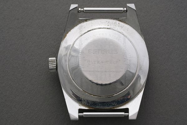 Made For The CIA: A Pair Of Military-Spec American Watches, Assigned To A United States Air Force Senior Master