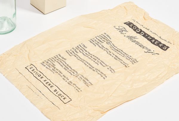 Marcel Broodthaers, Le manuscrit trouvé dans une bouteille (The Manuscript Found in a Bottle)