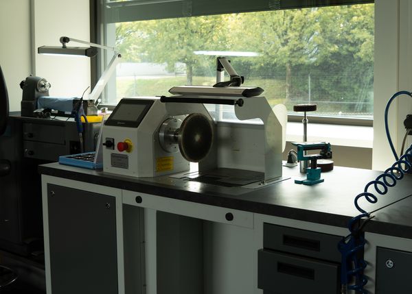 Visiting Les Cadraniers And Les Boîtiers de Genève, F.P. Journe’s Updated Case and Dial Facilities