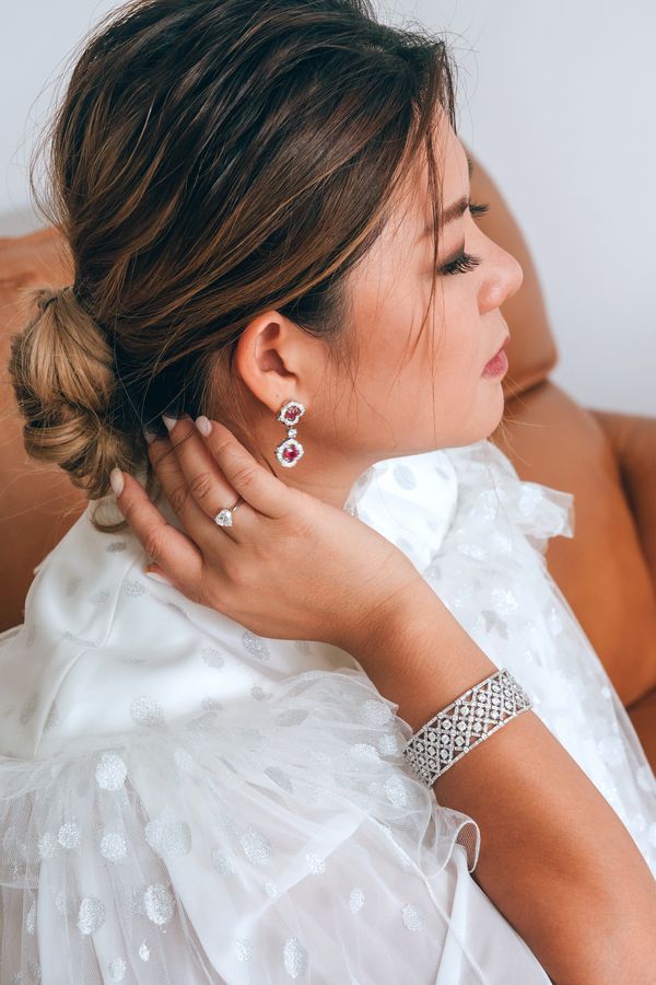 Outfit of the Day: Tastemaker Samantha Wong Shows Off 4 Styles With Jewelry From Our Online Auction