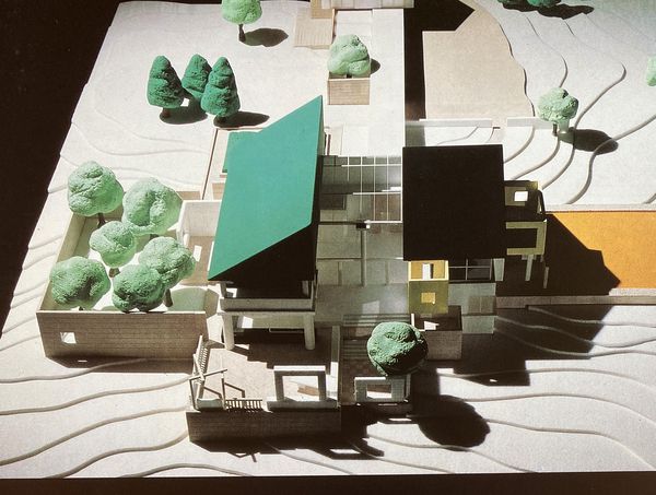 Architectural Jewels: Ettore Sottsass for Cleto Munari