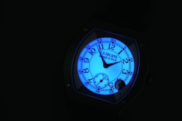 Aurel Bacs: I Bought a Modern Quartz Watch, and I Loved It