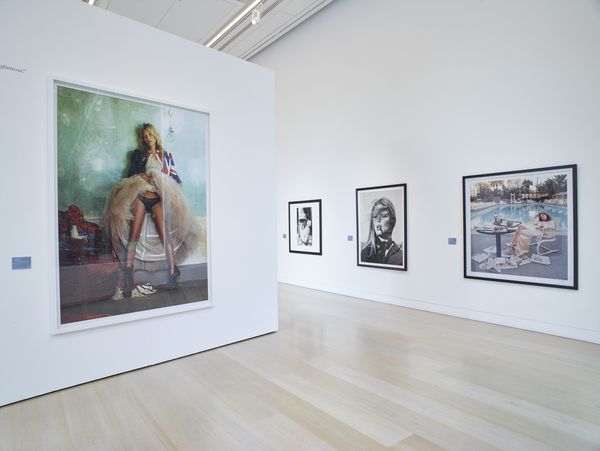 VR Walkthrough: Photographs | Auction 25 September 2020
