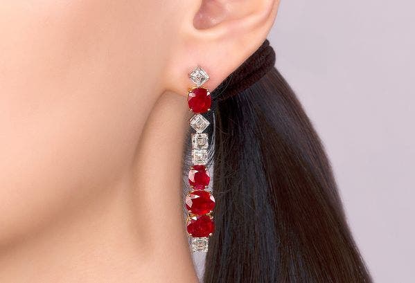 Specialist Picks: The Hong Kong Jewels Auction