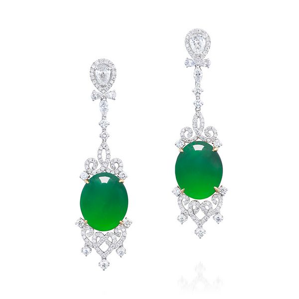 Specialist Picks: The Hong Kong Jewels Auction