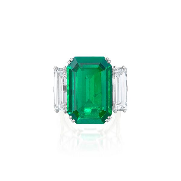 Specialist Picks: The Hong Kong Jewels Auction