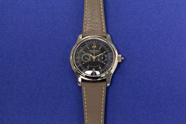 Blackbird Watch Manual’s Picks: Roger Dubuis – Hommage H40 Monopusher