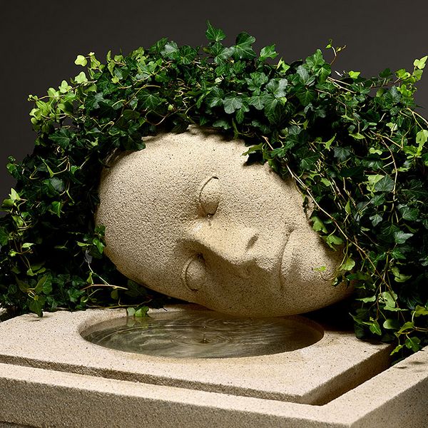 François-Xavier Lalanne's 'Fontaine Pleureuse'