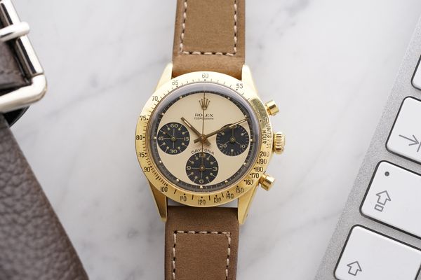 Specialists Pick: Watches From The Racing Pulse Auction