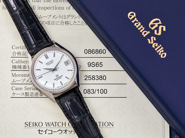 Ten Lots Under $15,000 from The New York Watch Auction SIX