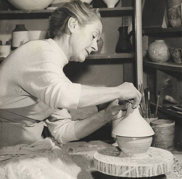 Lucie Rie: Studies on Essential Form