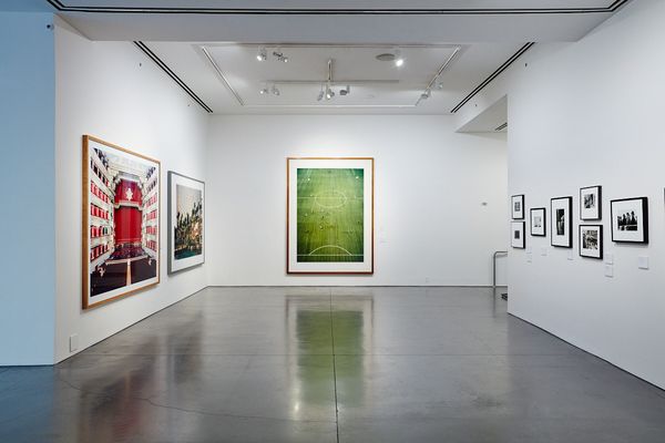 VR Walkthrough: Photographs | Auction 9 April 2018