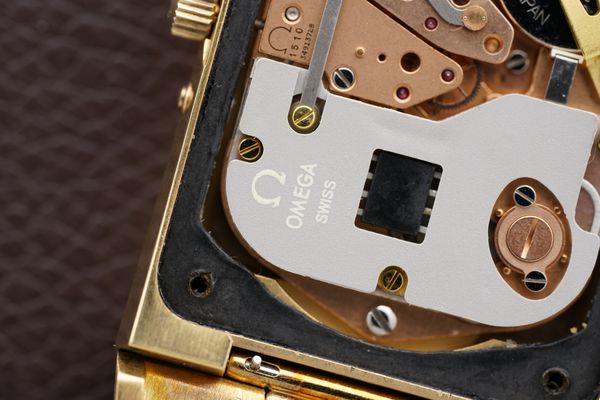 Two Very Different Watches, Powered by the Same (Quartz) Movement