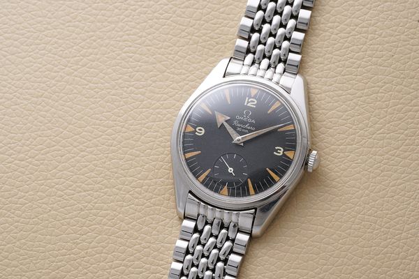 Omega Ranchero Ref 2990 with broad arrow hands for Phillips Geneva Watch Auction Eight