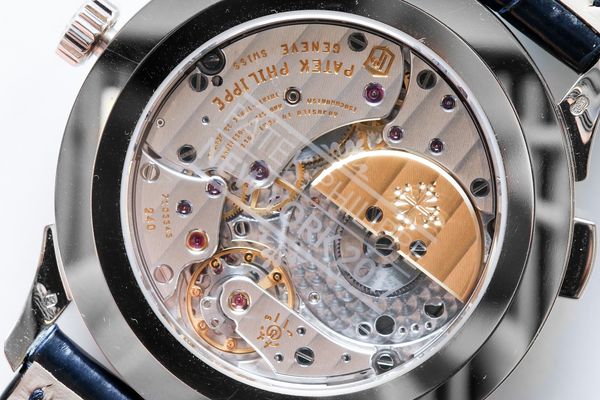 A Collectors' Guide To Modern Patek Philippe World Timers