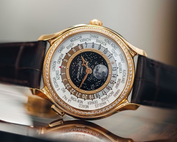 PERPETUAL Highlight: The His and Hers Patek Philippe 175th Anniversary World Timers Reference 5575 and 7175