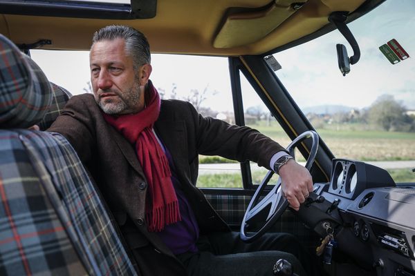 Out For A Spin: A Detailed Look At Two 1970s Icons, the Range Rover and the Royal Oak, by Aurel Bacs