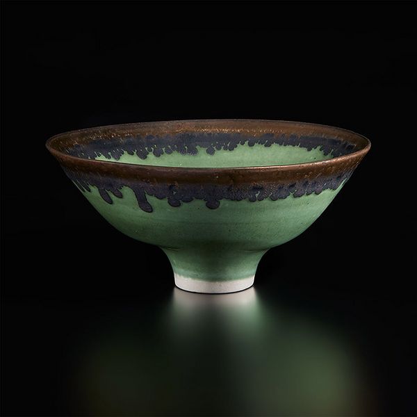 Lucie Rie: Studies on Essential Form