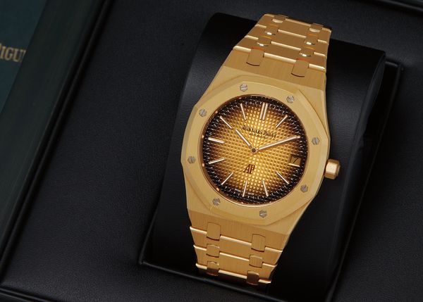 The Top 10 Audemars Piguet Royal Oaks in the Phillips New York Watch Auction: XII