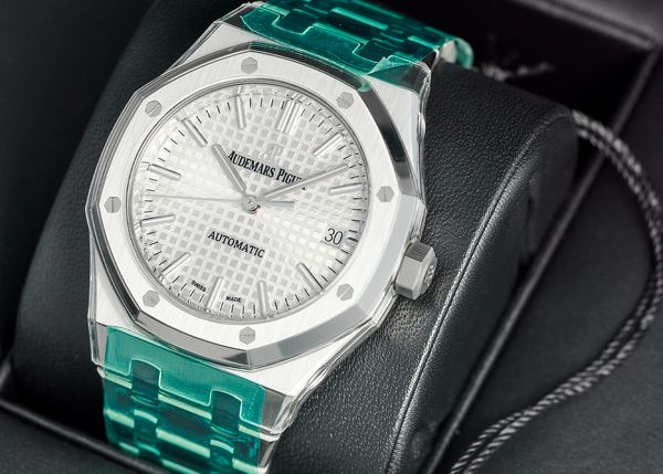 Why Now Is the Time to Revisit the Audemars Piguet Royal Oak