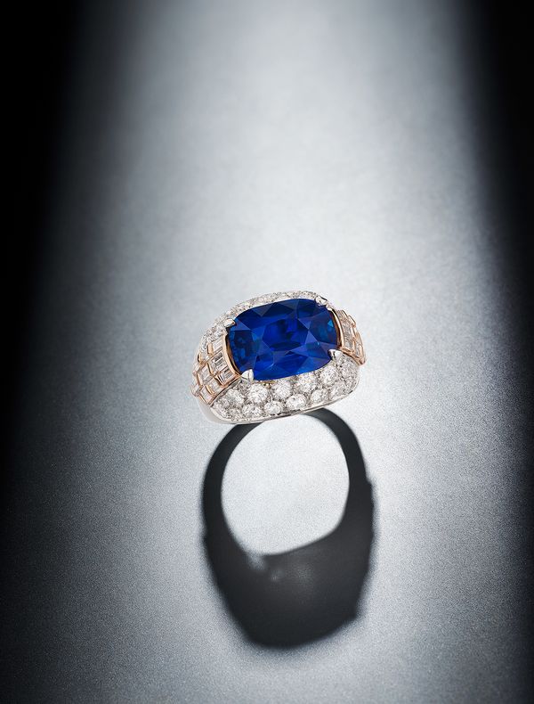 Bulgari, Sapphire and diamond ring, ‘Trombino’, 8.04 carat Kashmir sapphire