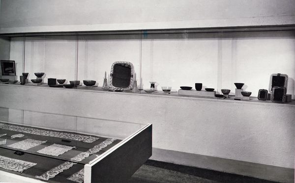 Glassware designed by Carlo Scarpa and exhibited at the Venini exhibition within the 21st Venice Biennale (1938)