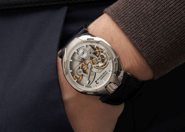 Naissance d’Une Montre 2: Making A Watch By Hand In The 21st Century, Part Two: Going Beyond Tradition (Video)