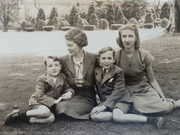 THE VANDERBILT FAMILY JEWELS: Icons of American Aristocracy