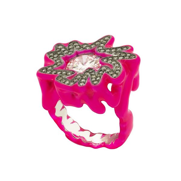 Woman to Woman: A Powerful Voice in Jewelry