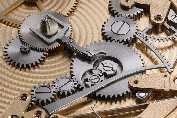 In-Depth: The Enduring Appeal Of Wolf’s Teeth Gearing In Fine Watchmaking