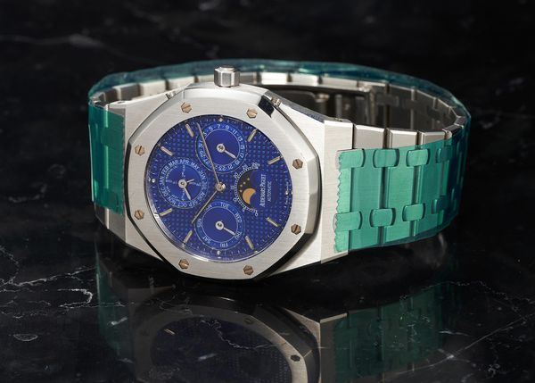 Specialists' Picks: The New York Watch Auction: NINE